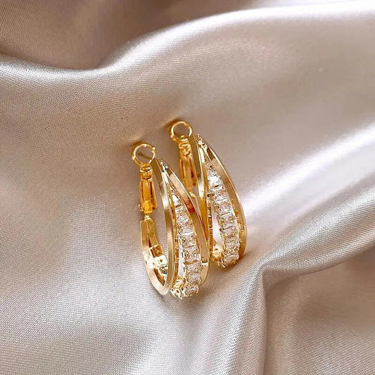 Elegant round crystal earrings