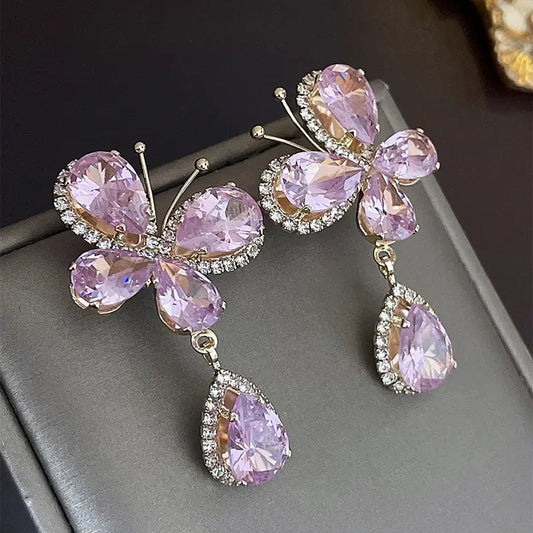 Elegant pink daisy earrings